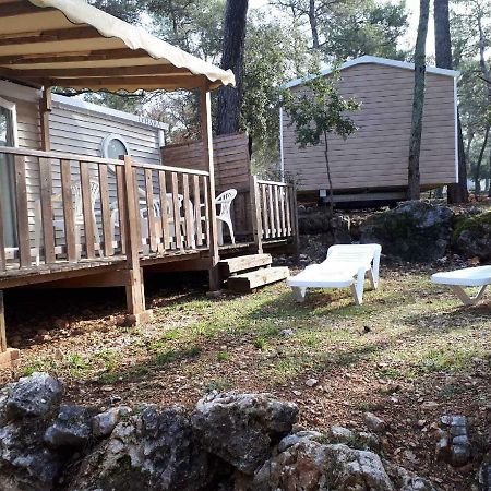 Mobil Home Sainte Baume Nans-les-Pins Exteriör bild